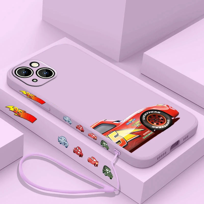 Funda de teléfono Cars Lightning McQueen para iPhone 15 14 13 12 11 8 7 SE , de silicona líquida con cuerda lateral.