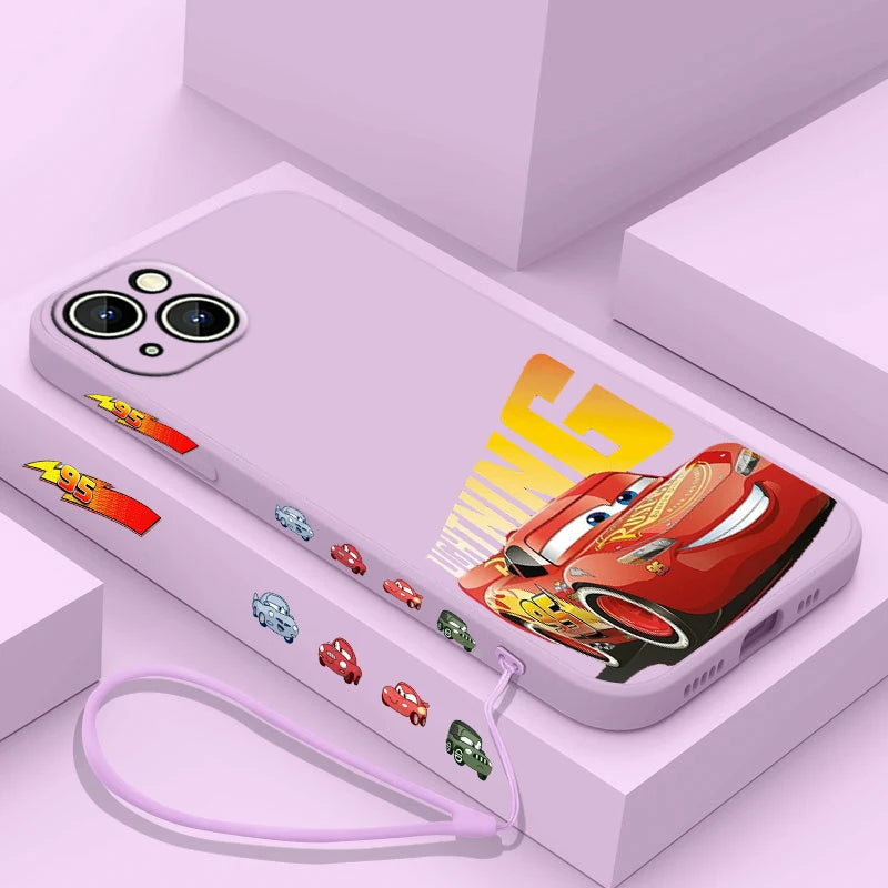 Funda de teléfono Cars Lightning McQueen para iPhone 15 14 13 12 11 8 7 SE , de silicona líquida con cuerda lateral.